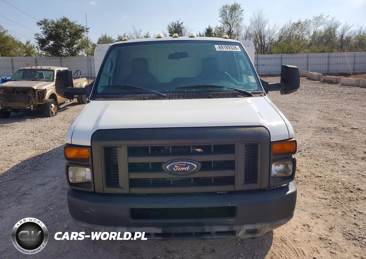 2011 Ford Econoline E450 Super Duty Cutaway Van VIN:1FDXE4FLXBDA95571 - 5