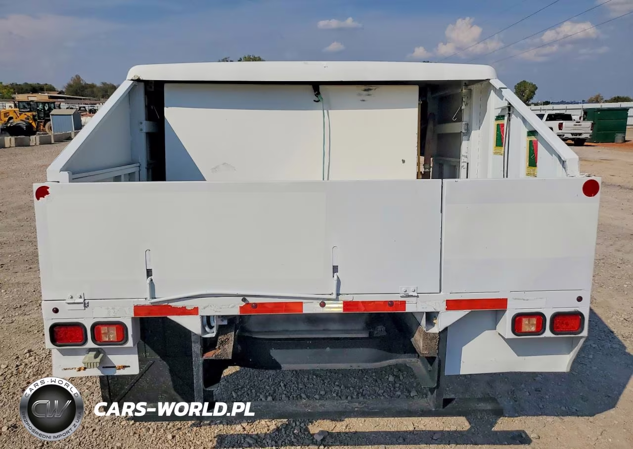 2011 Ford Econoline E450 Super Duty Cutaway Van VIN:1FDXE4FLXBDA95571 - 6