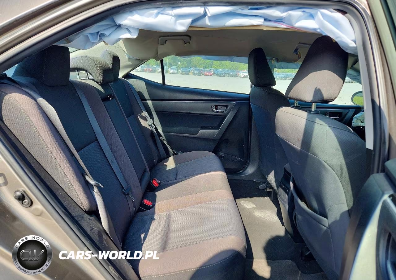 2017 Toyota Corolla Le VIN:2T1BURHE7HC903734 - 10