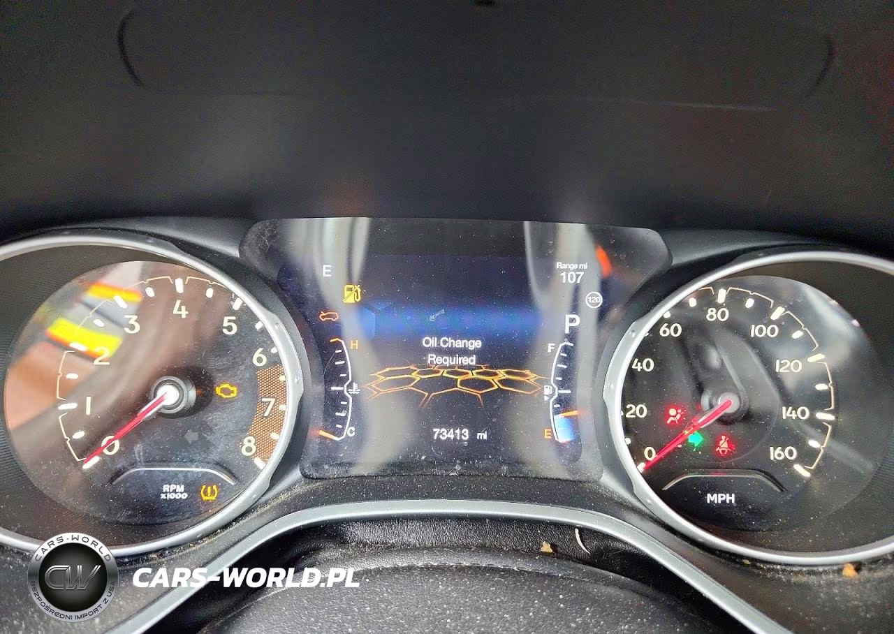 2020 Jeep Compass Limited VIN:3C4NJCCB1LT165886 - 9