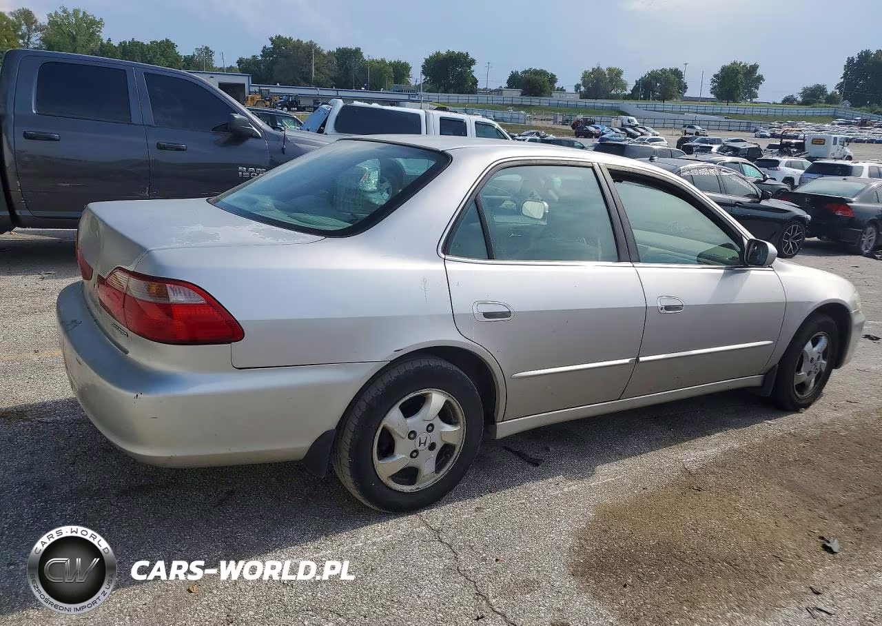 1998 Honda Accord Ex VIN:1HGCG5650WA131023 - 3
