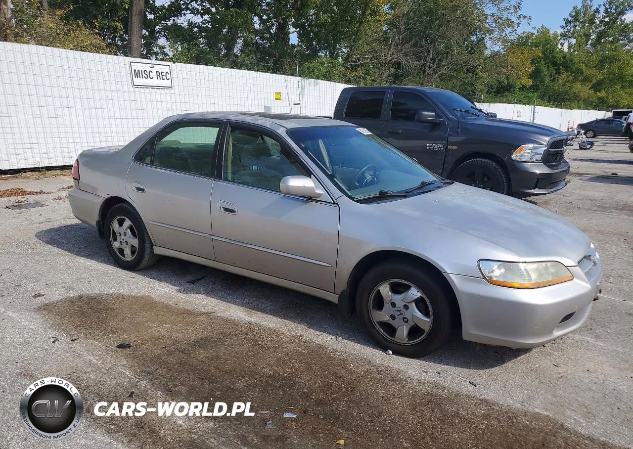 1998 Honda Accord Ex VIN:1HGCG5650WA131023 - 4