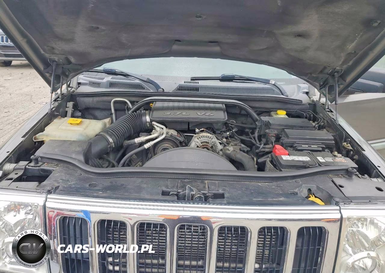 2008 Jeep Commander VIN:1J8HG48K58C128393 - 12