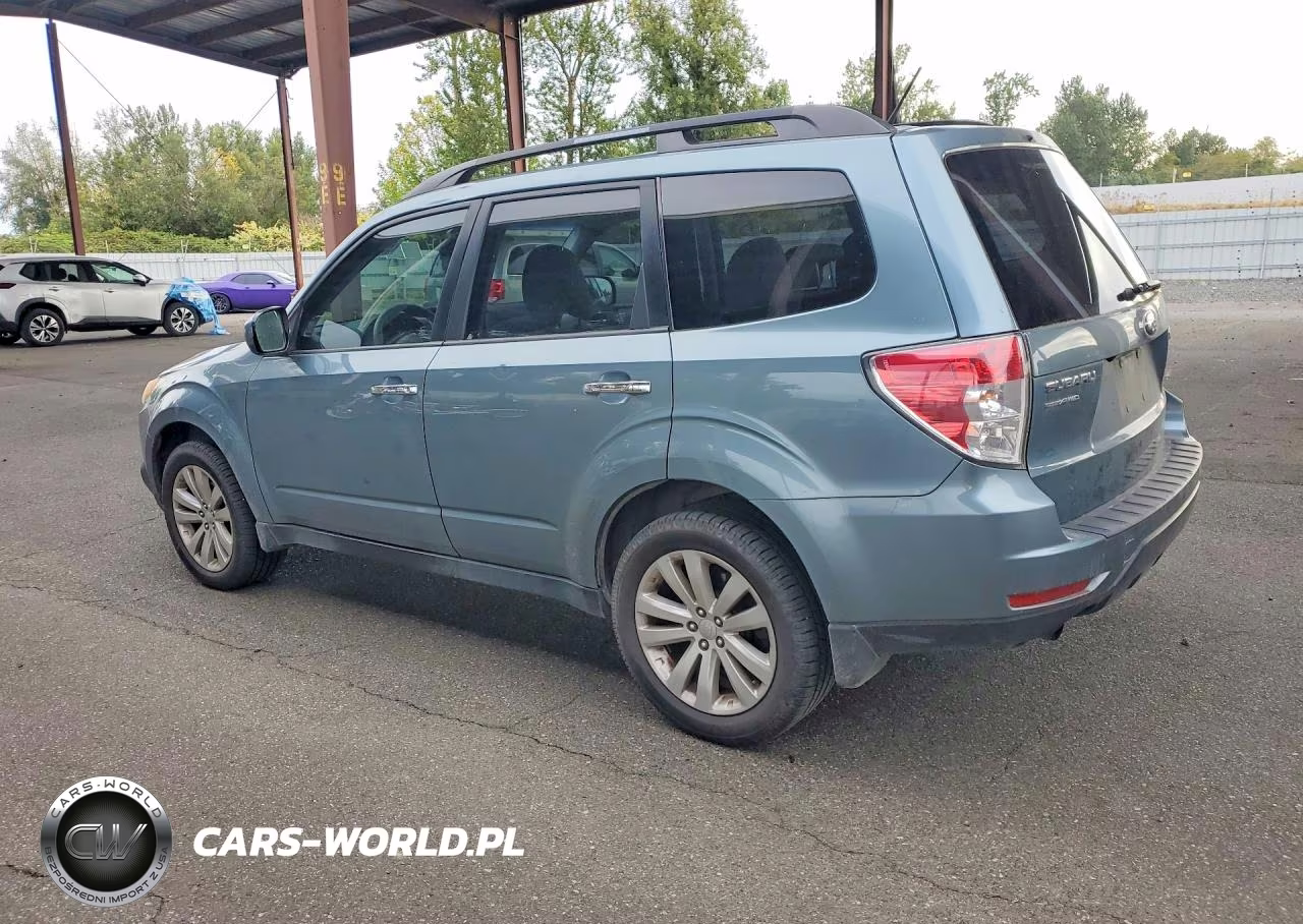 2011 Subaru Forester 2.5X Premium VIN:JF2SHADC5BH733968 - 2