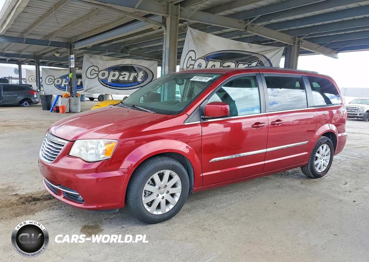 2013 Chrysler Town & Country Touring