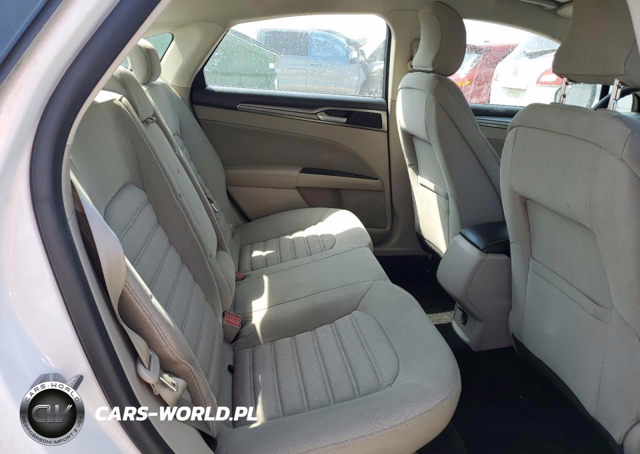 2018 Ford Fusion Se VIN:3FA6P0H71JR111932 - 10