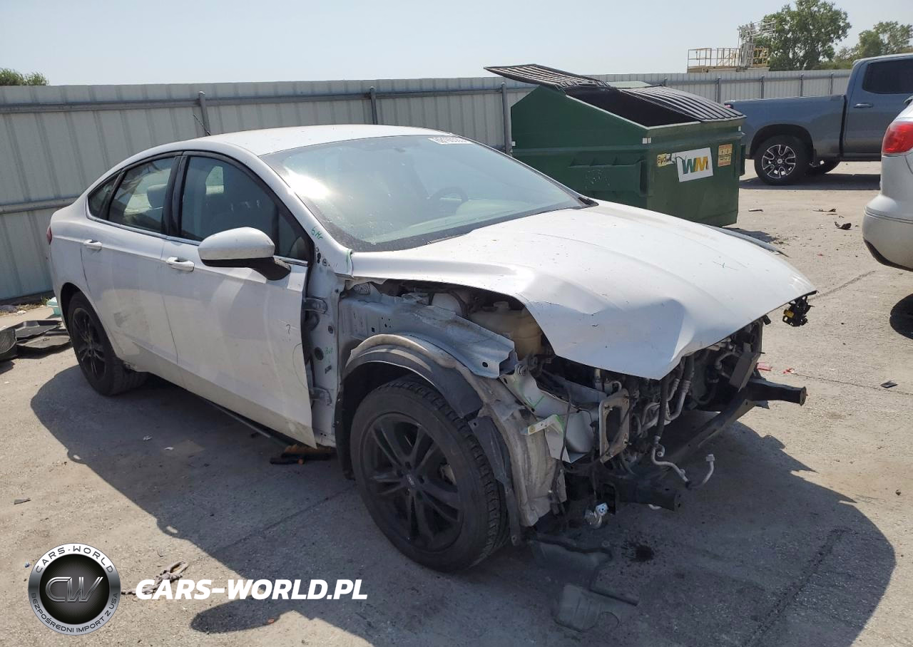 2018 Ford Fusion Se VIN:3FA6P0H71JR111932 - 4