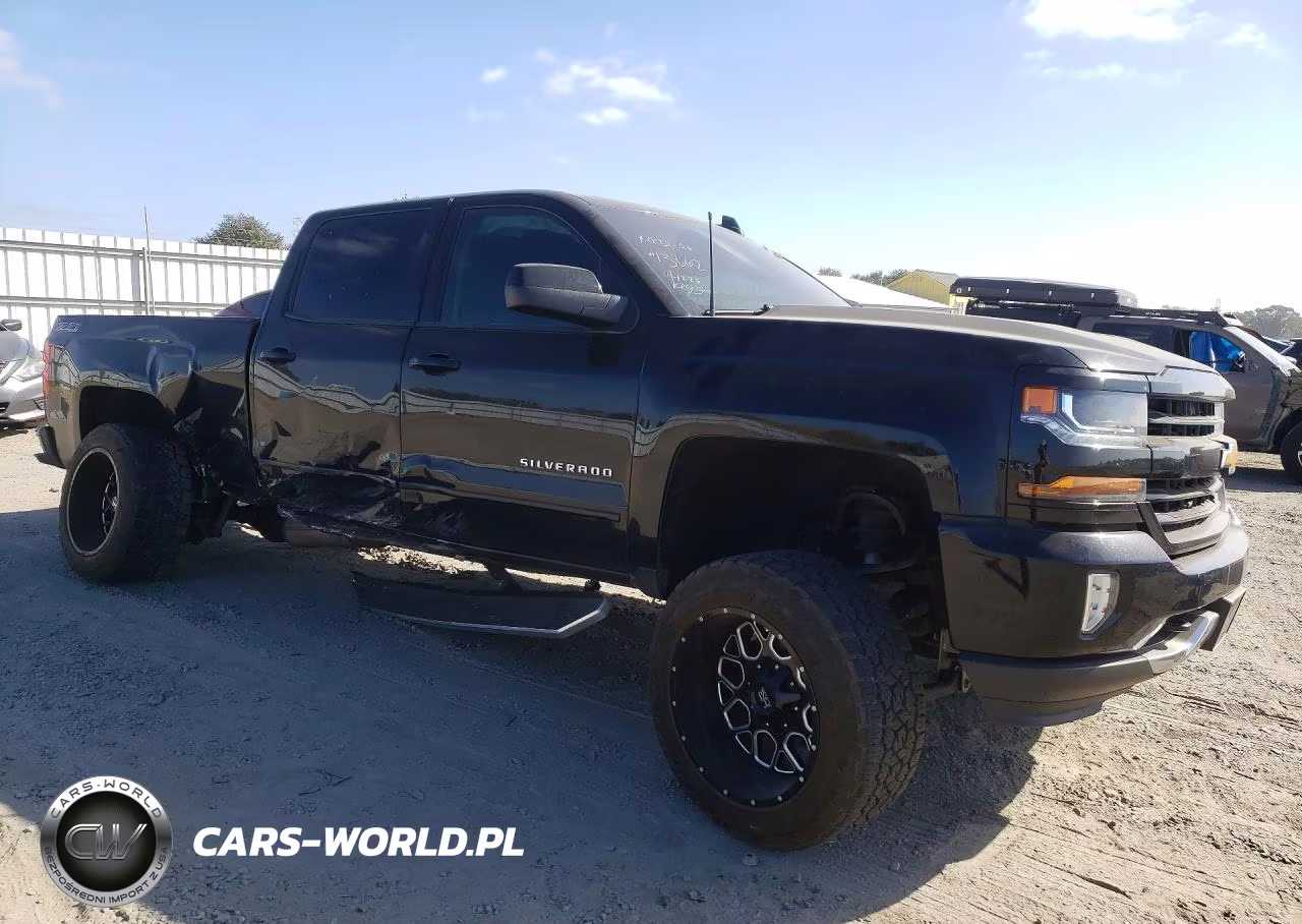 2017 Chevrolet Silverado K1500 Lt VIN:1GCUKREC4HF182085 - 4