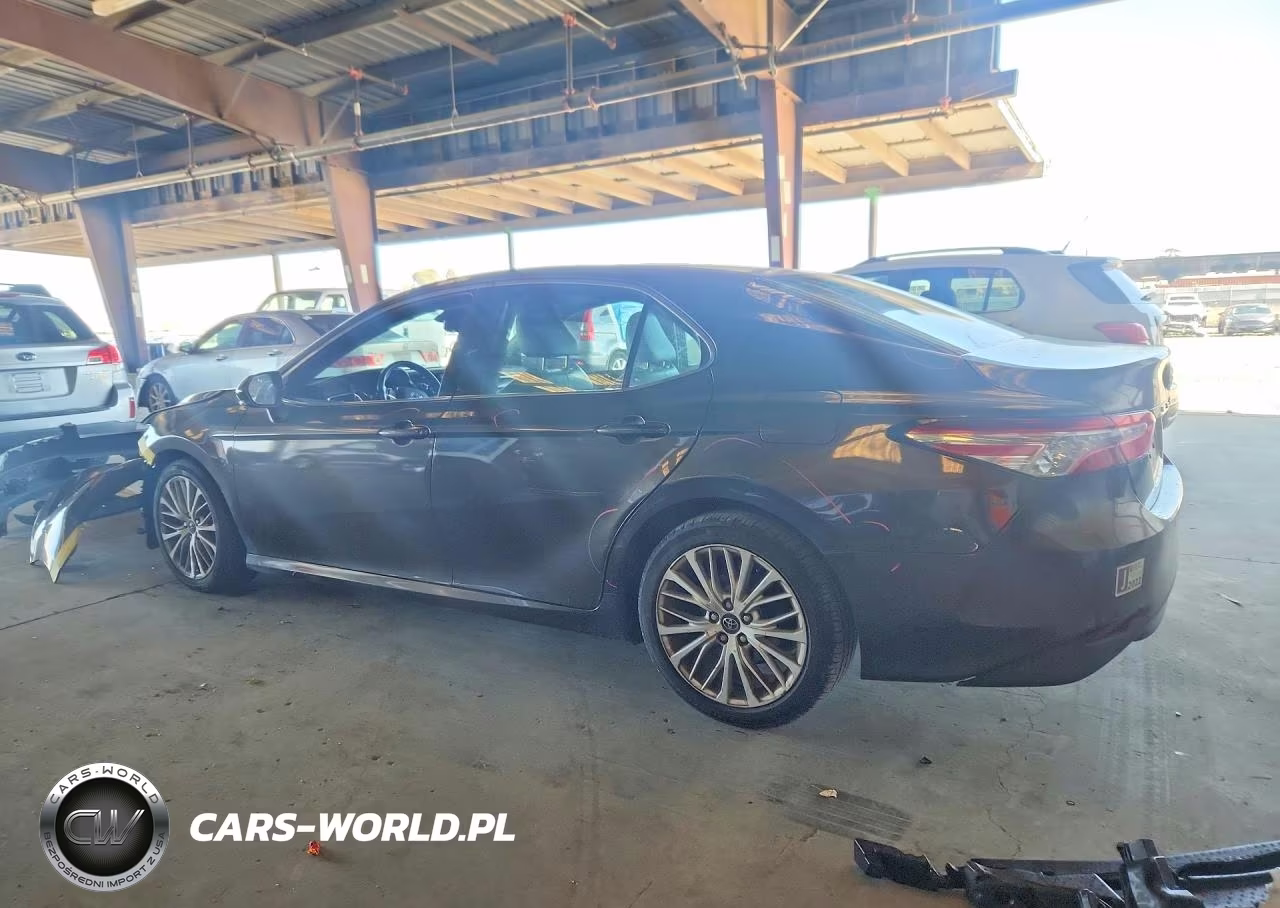 2018 Toyota Camry Xle VIN:4T1B11HK9JU037006 - 2