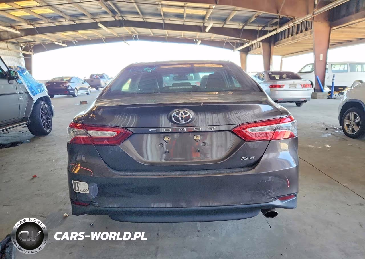 2018 Toyota Camry Xle VIN:4T1B11HK9JU037006 - 6