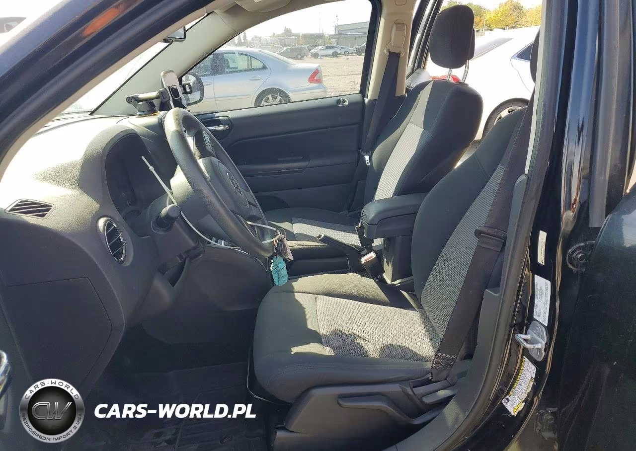 2013 Jeep Compass VIN:1C4NJDAB2DD277693 - 7