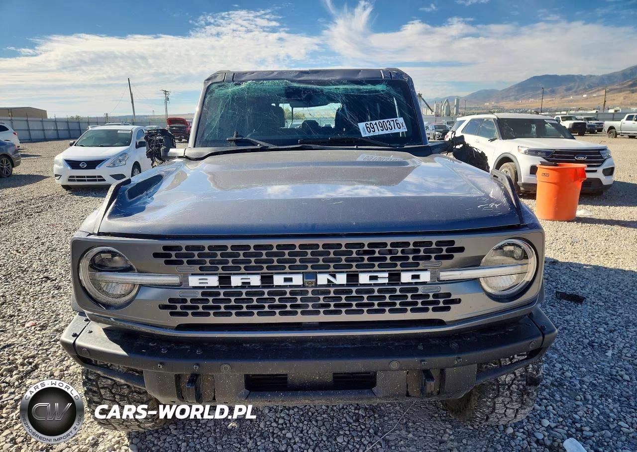 2023 Ford Bronco Base VIN:1FMEE5DP3PLB80137 - 5