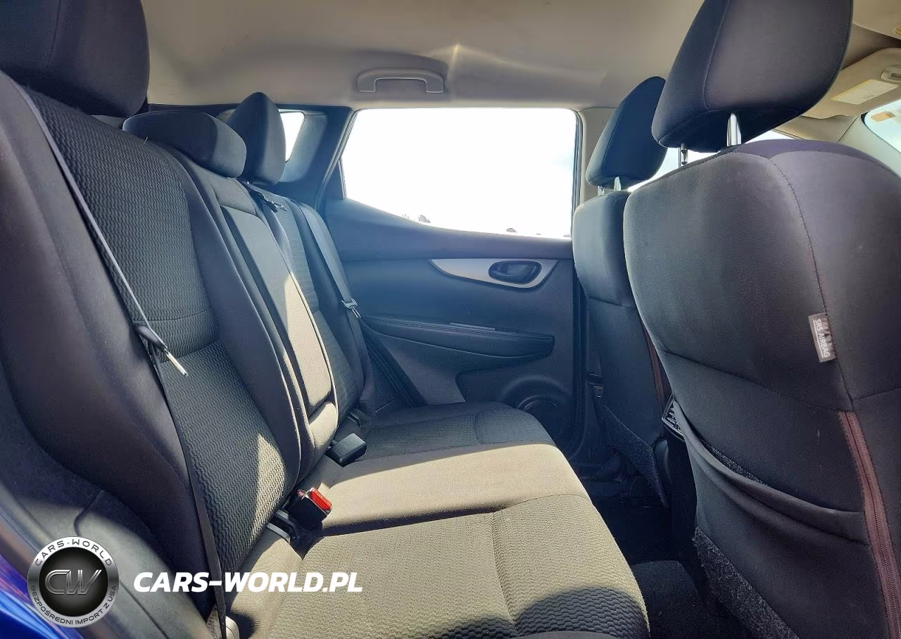 2018 Nissan Rogue Sport S VIN:JN1BJ1CR8JW256765 - 10