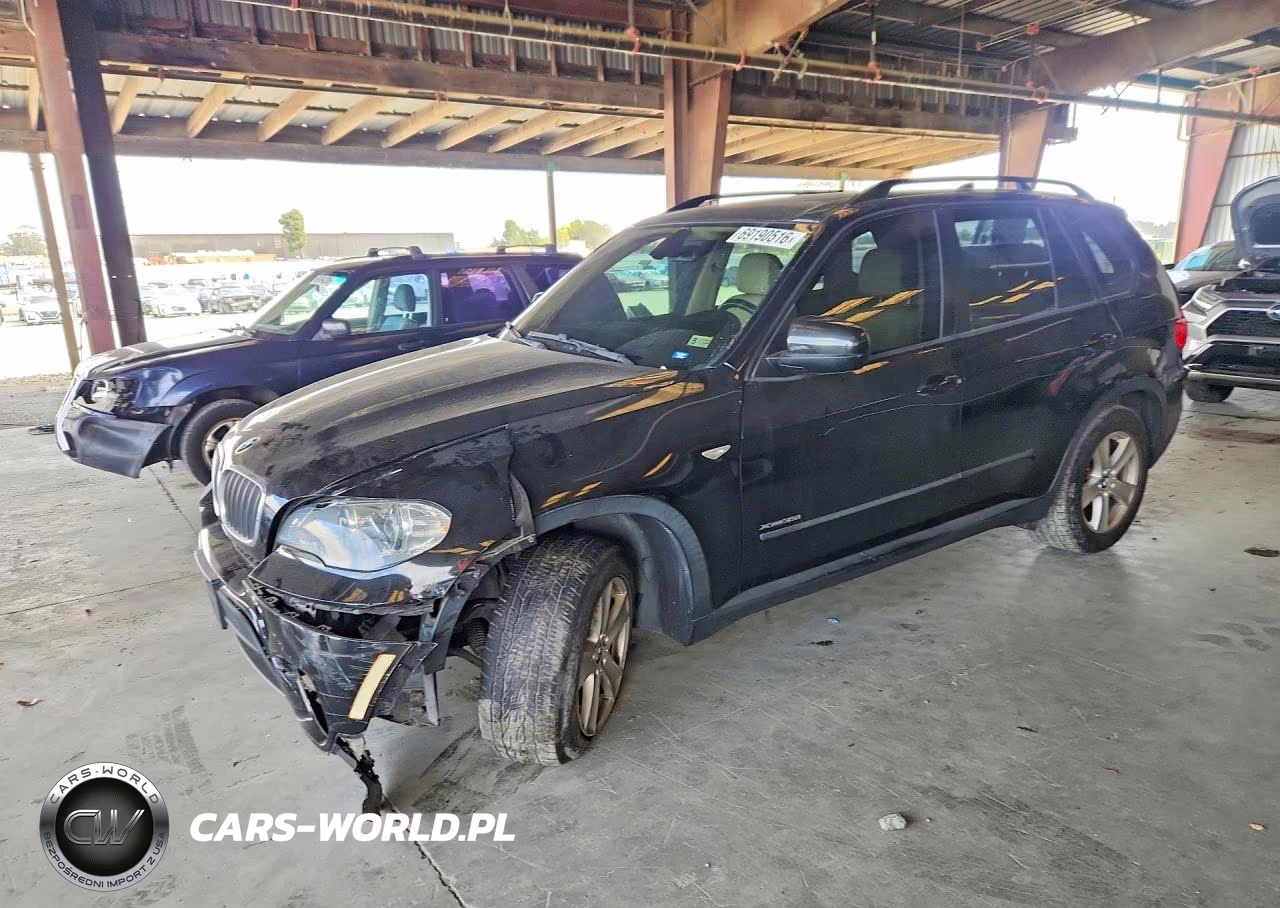 2013 BMW X5 xDrive35I VIN:5UXZV4C56DL992736 - 1