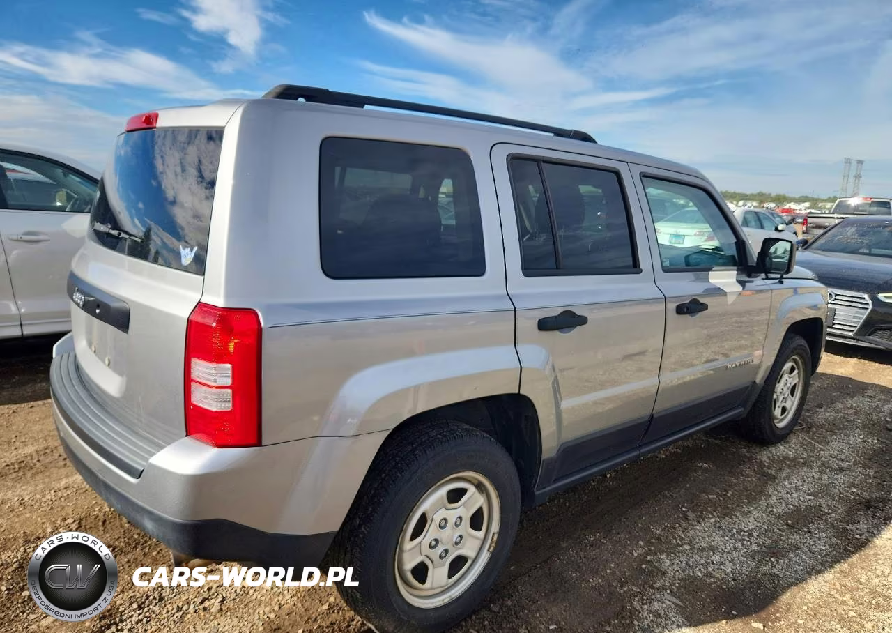2016 Jeep Patriot Sport VIN:1C4NJPBA9GD699696 - 3