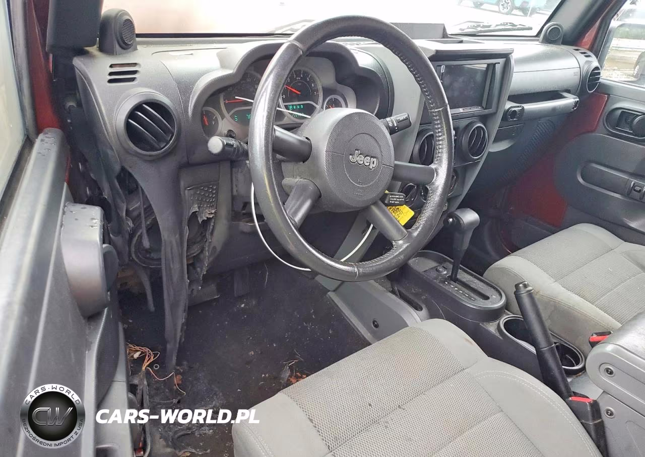 2007 Jeep Wrangler Sahara VIN:1J4GA59157L106127 - 8