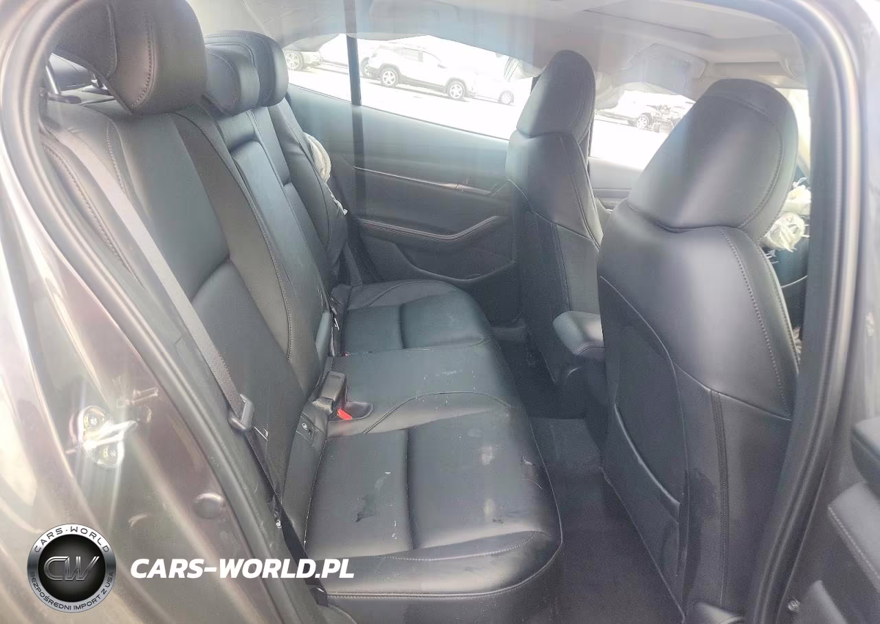 2026 Mazda 3 Preferred VIN:JM1BPACL9T1861224 - 10