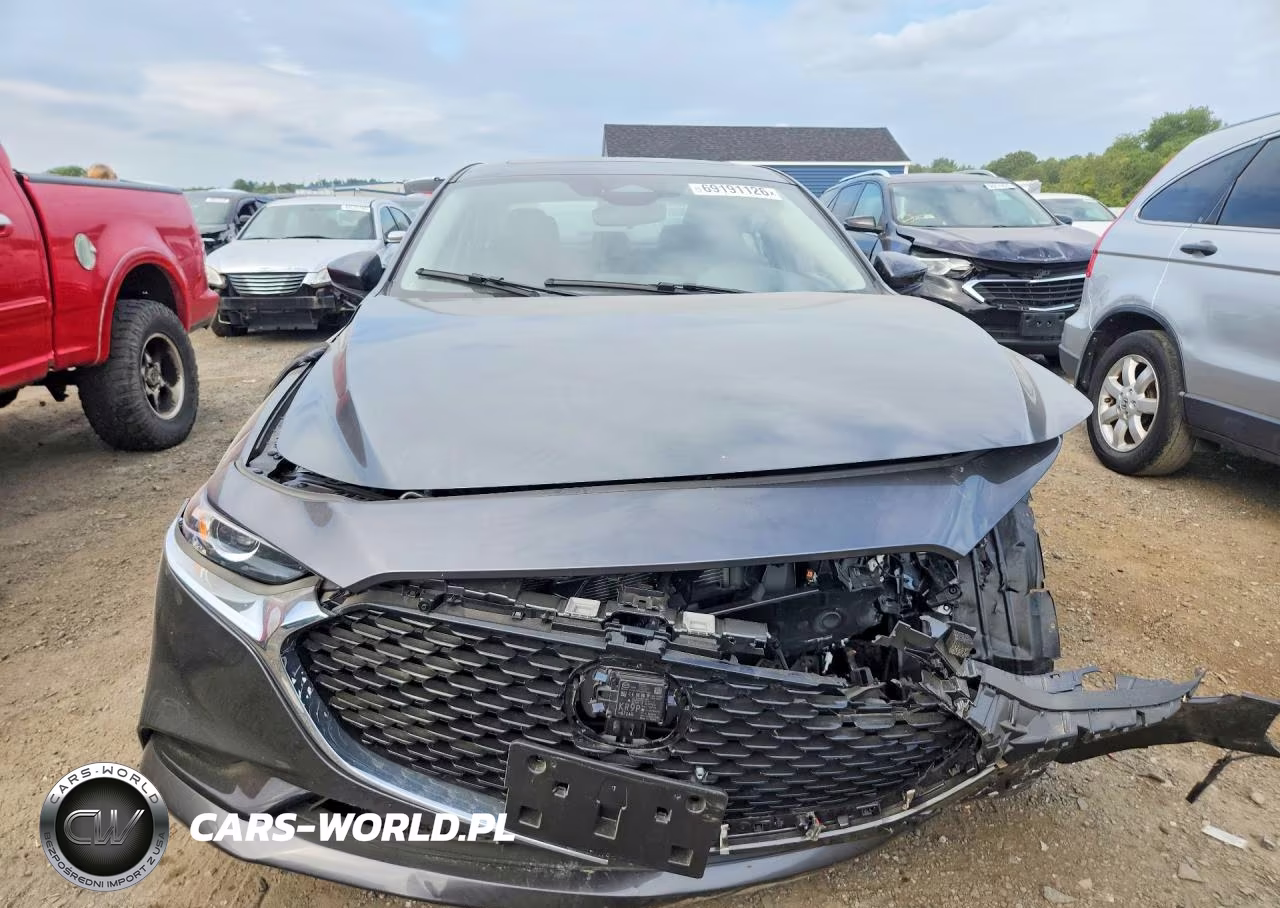 2026 Mazda 3 Preferred VIN:JM1BPACL9T1861224 - 5