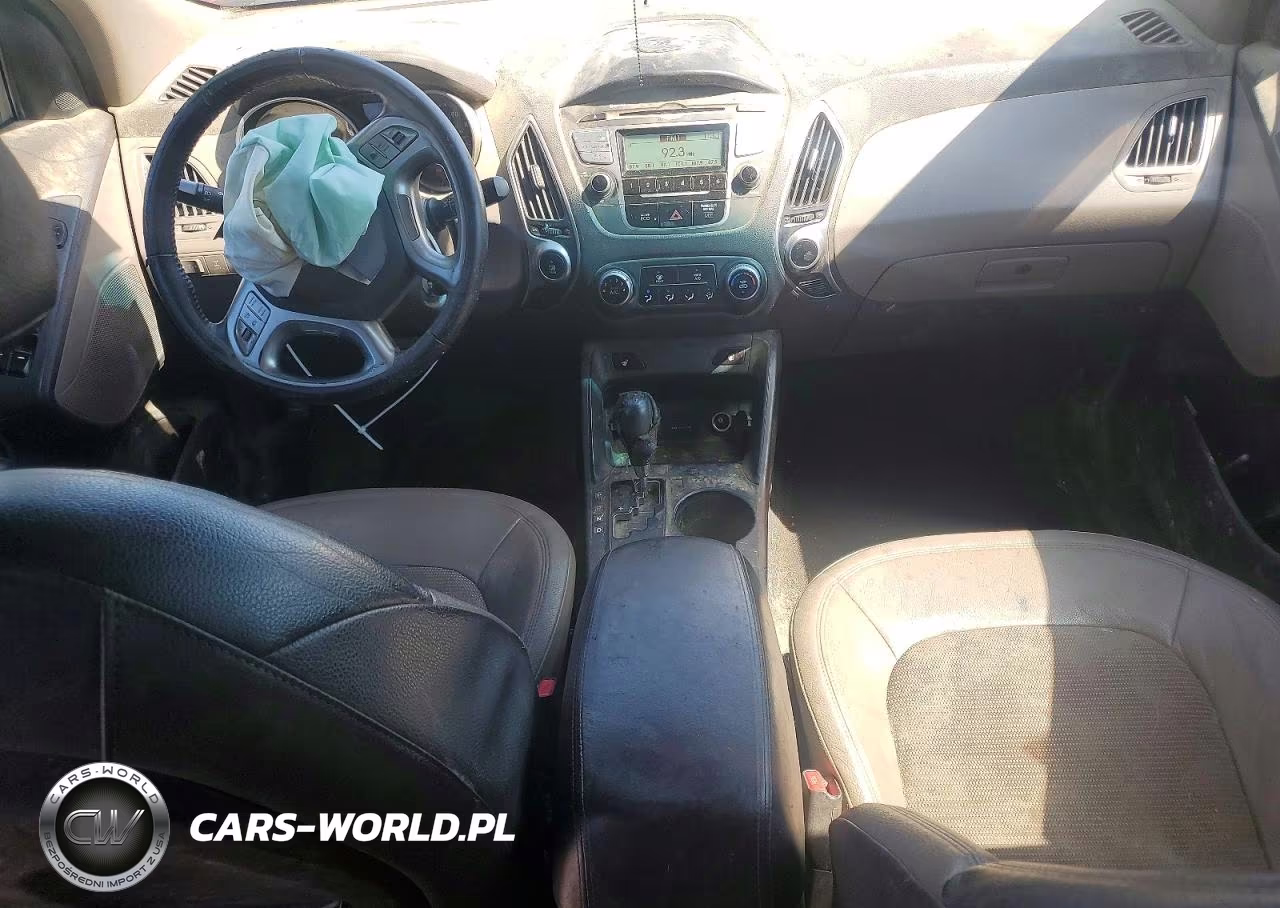 2012 Hyundai Tucson Gls VIN:KM8JUCACXCU371405 - 8