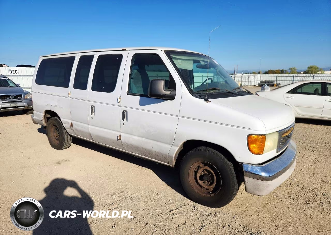 2003 Ford Econoline E150 Wagon VIN:1FMRE11L23HB36798 - 4