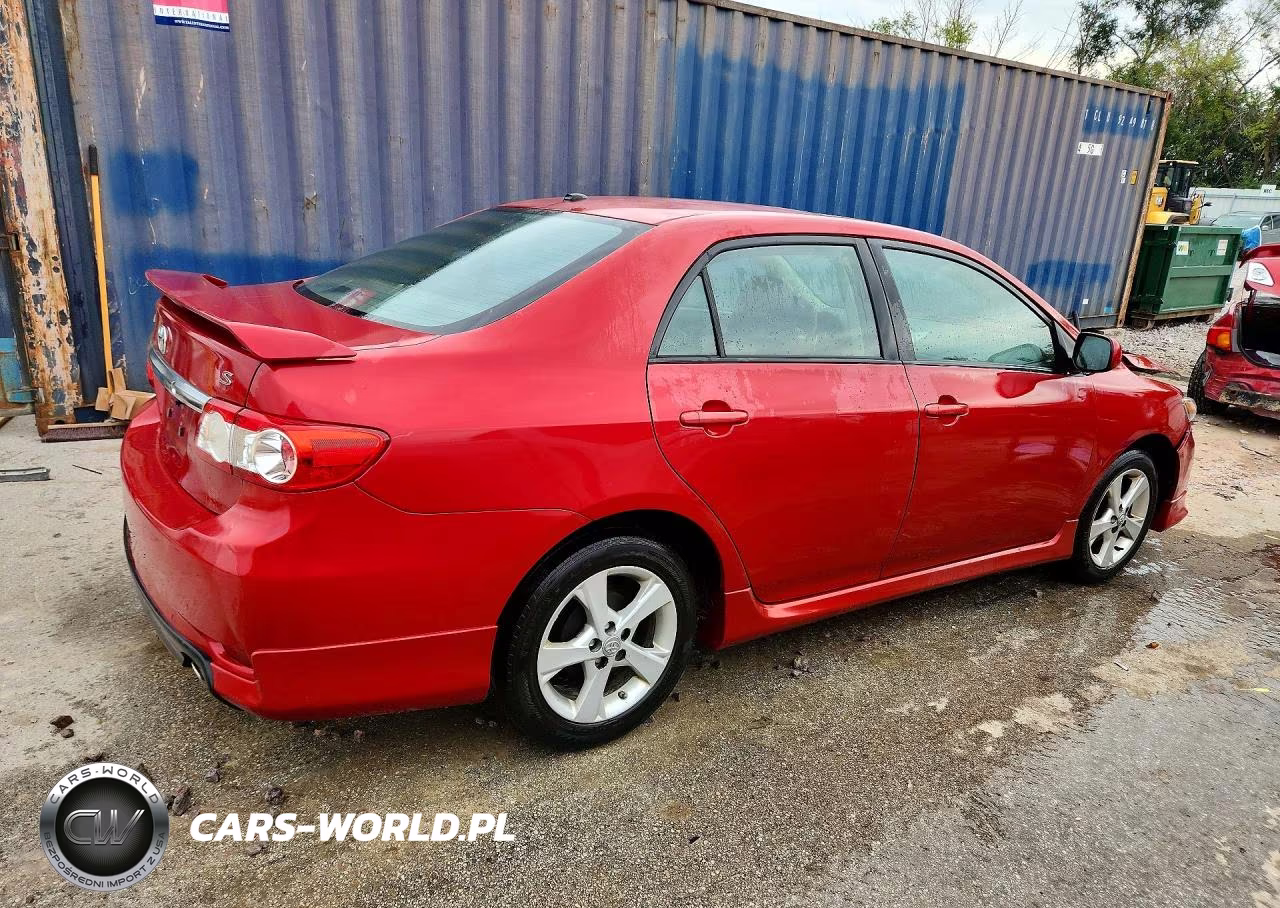 2011 Toyota Corolla S VIN:2T1BU4EE8BC700916 - 3