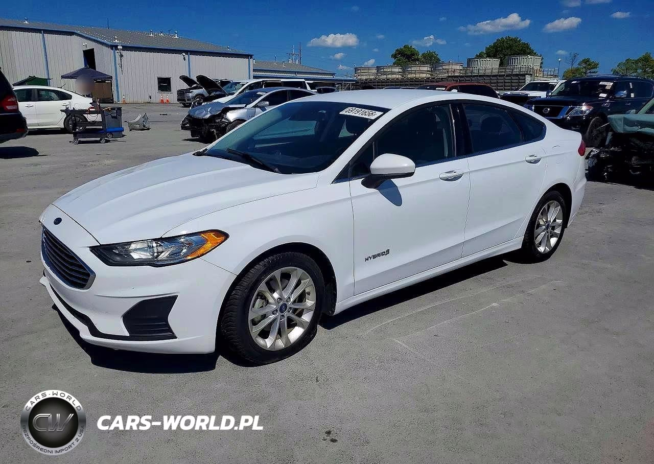 2019 Ford Fusion Se VIN:3FA6P0LU3KR240981 - 1