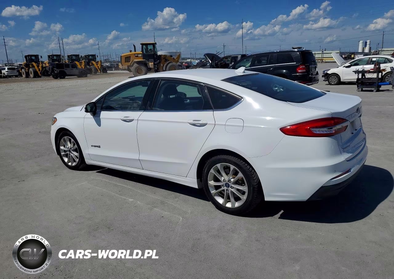 2019 Ford Fusion Se VIN:3FA6P0LU3KR240981 - 2