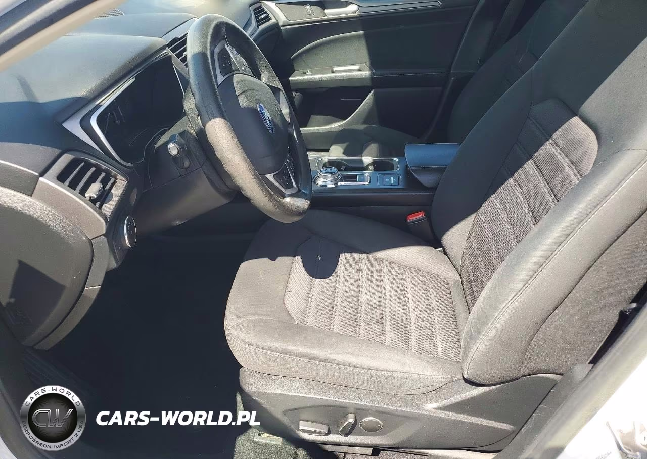 2019 Ford Fusion Se VIN:3FA6P0LU3KR240981 - 7