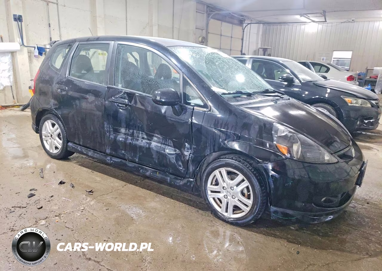 2008 Honda Fit Sport VIN:JHMGD38688S046641 - 4