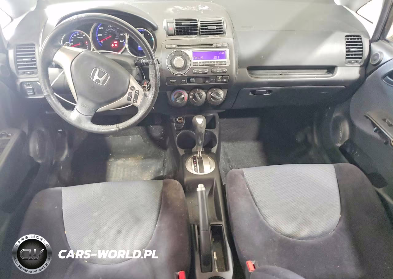 2008 Honda Fit Sport VIN:JHMGD38688S046641 - 8