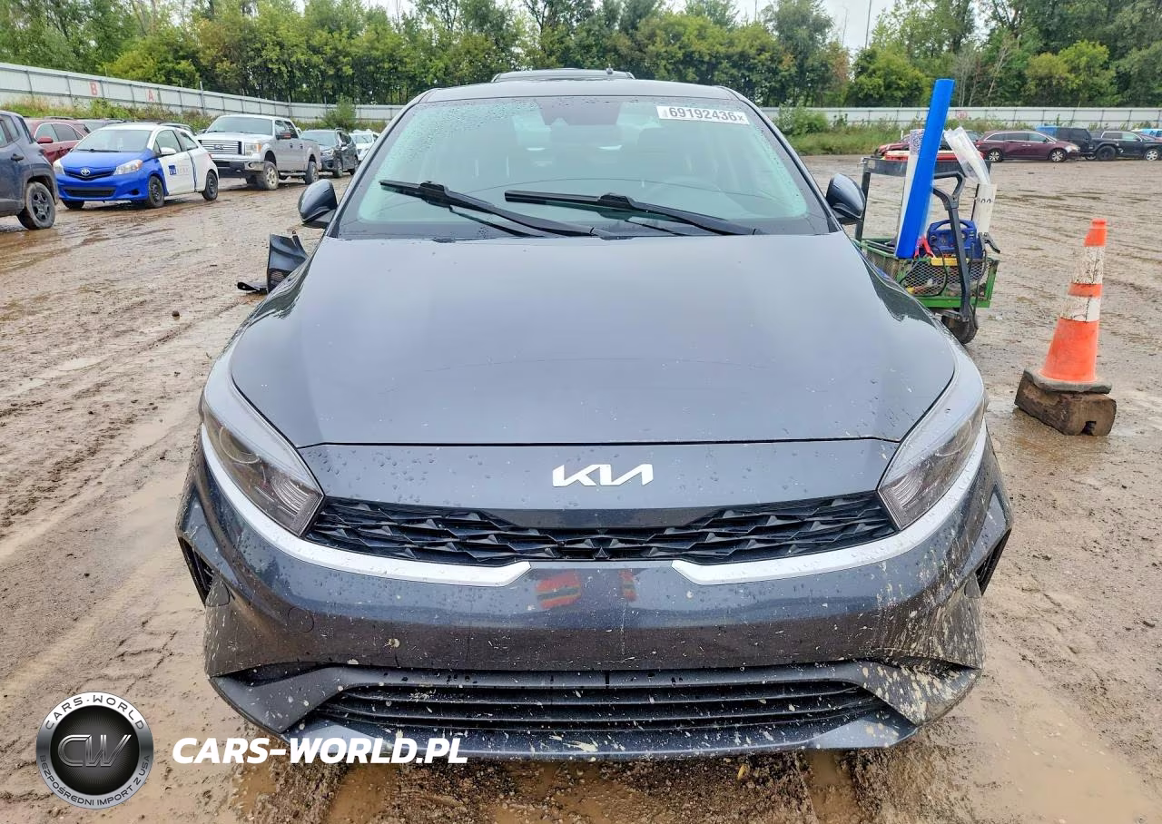 2024 Kia Forte Lxs VIN:3KPF24ADXRE748658 - 5