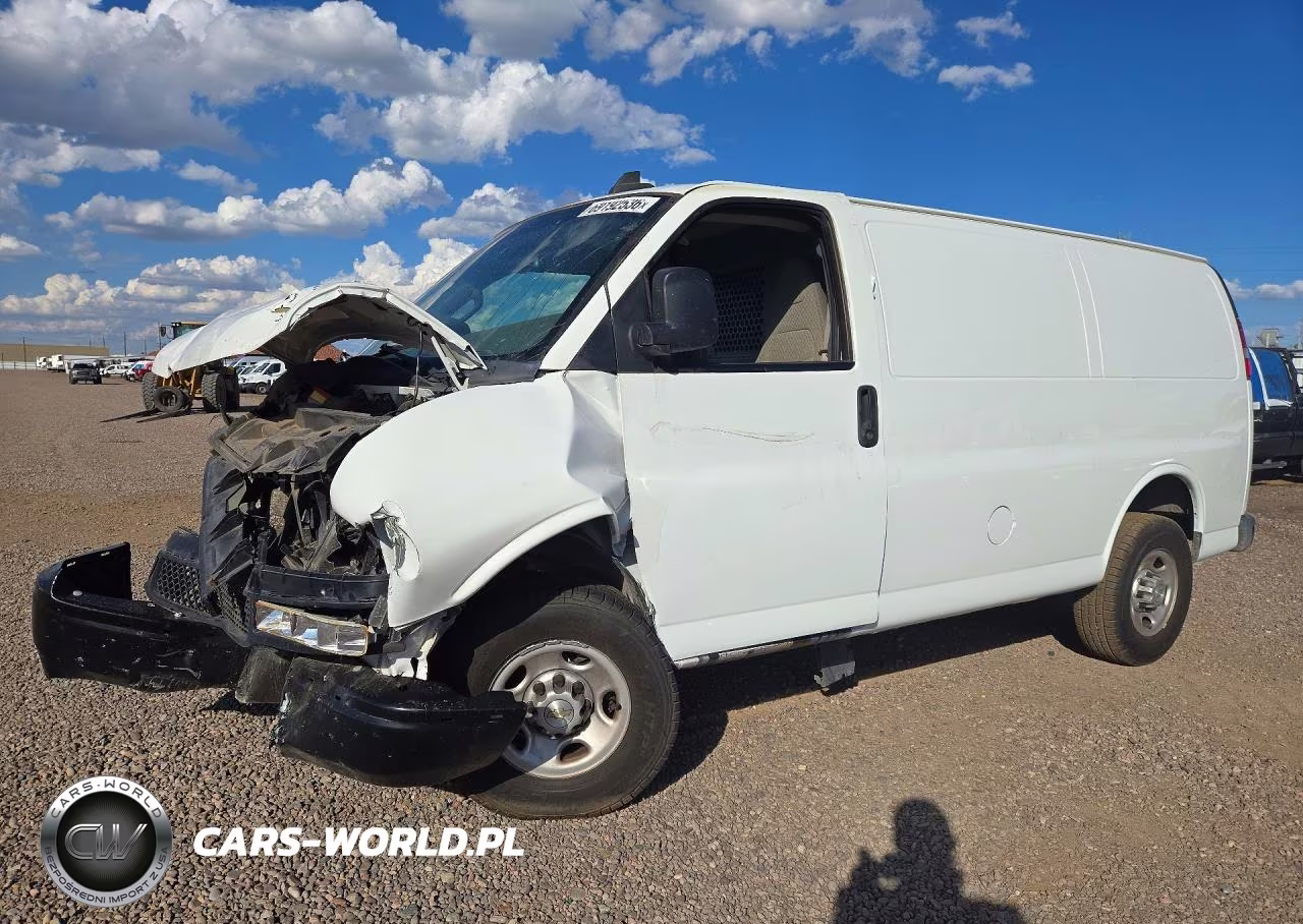 2021 Chevrolet Express G2500 VIN:1GCWGAFP1M1246524 - 1