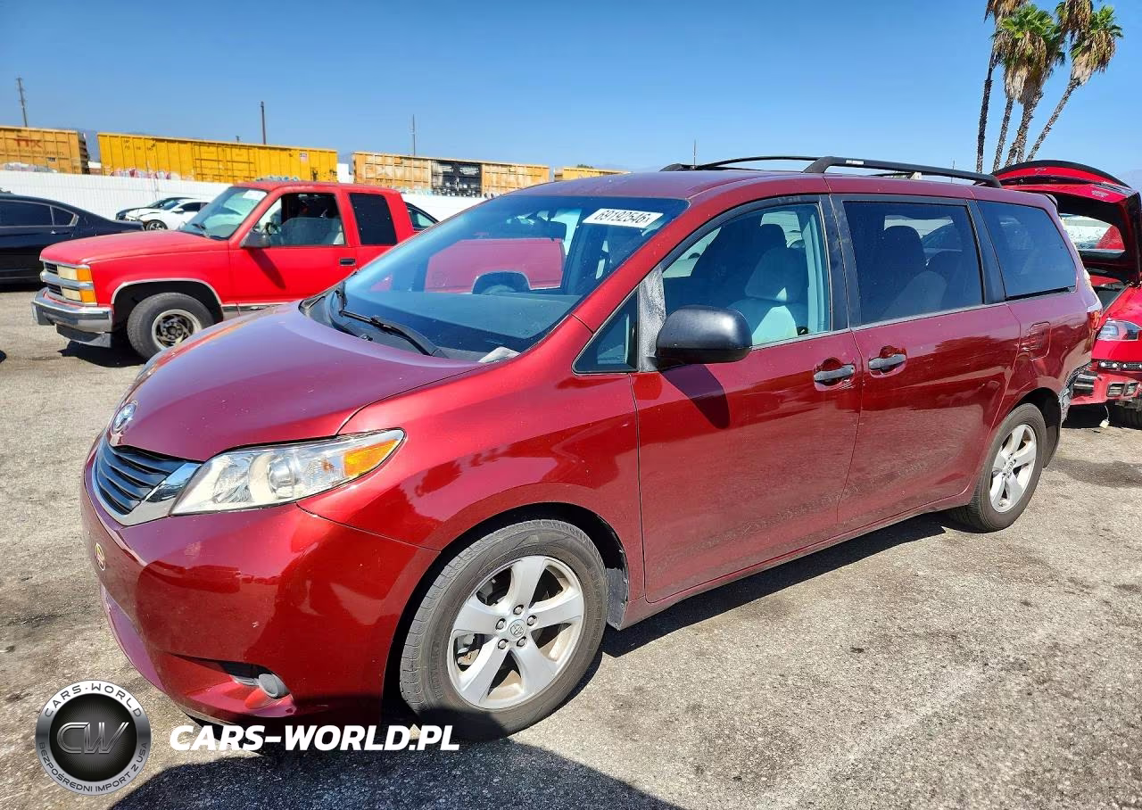 2015 Toyota Sienna L 7-Passenger