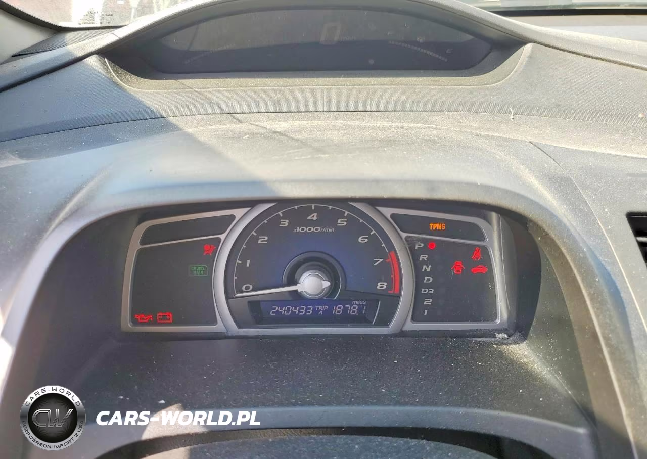 2009 Honda Civic Lx VIN:2HGFG12669H535826 - 9
