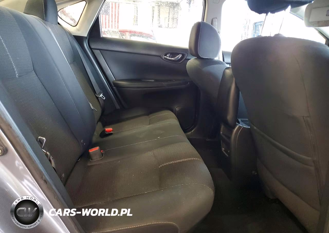 2018 Nissan Sentra S VIN:3N1AB7AP9JY217091 - 10