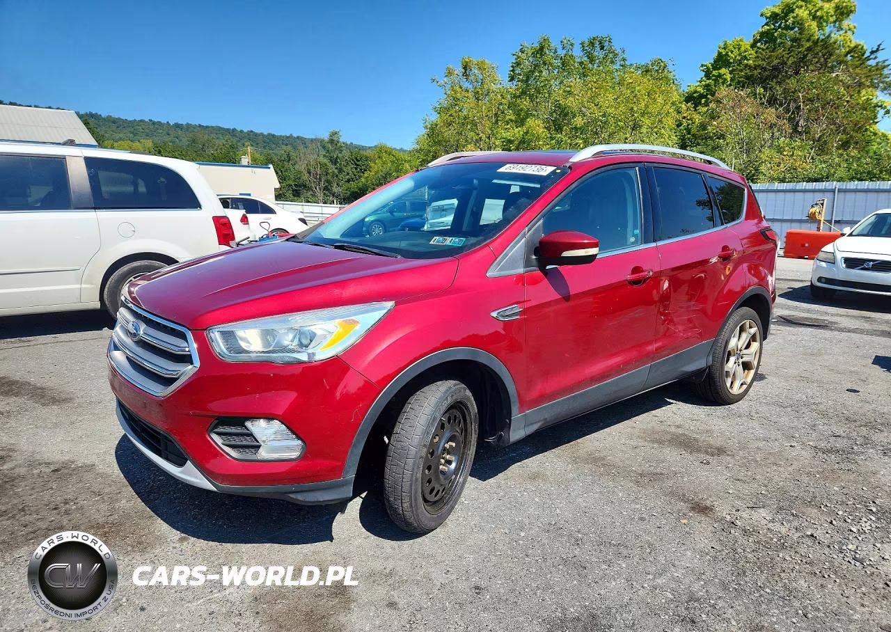 2017 Ford Escape Titanium – zdjęcie 1 z 13