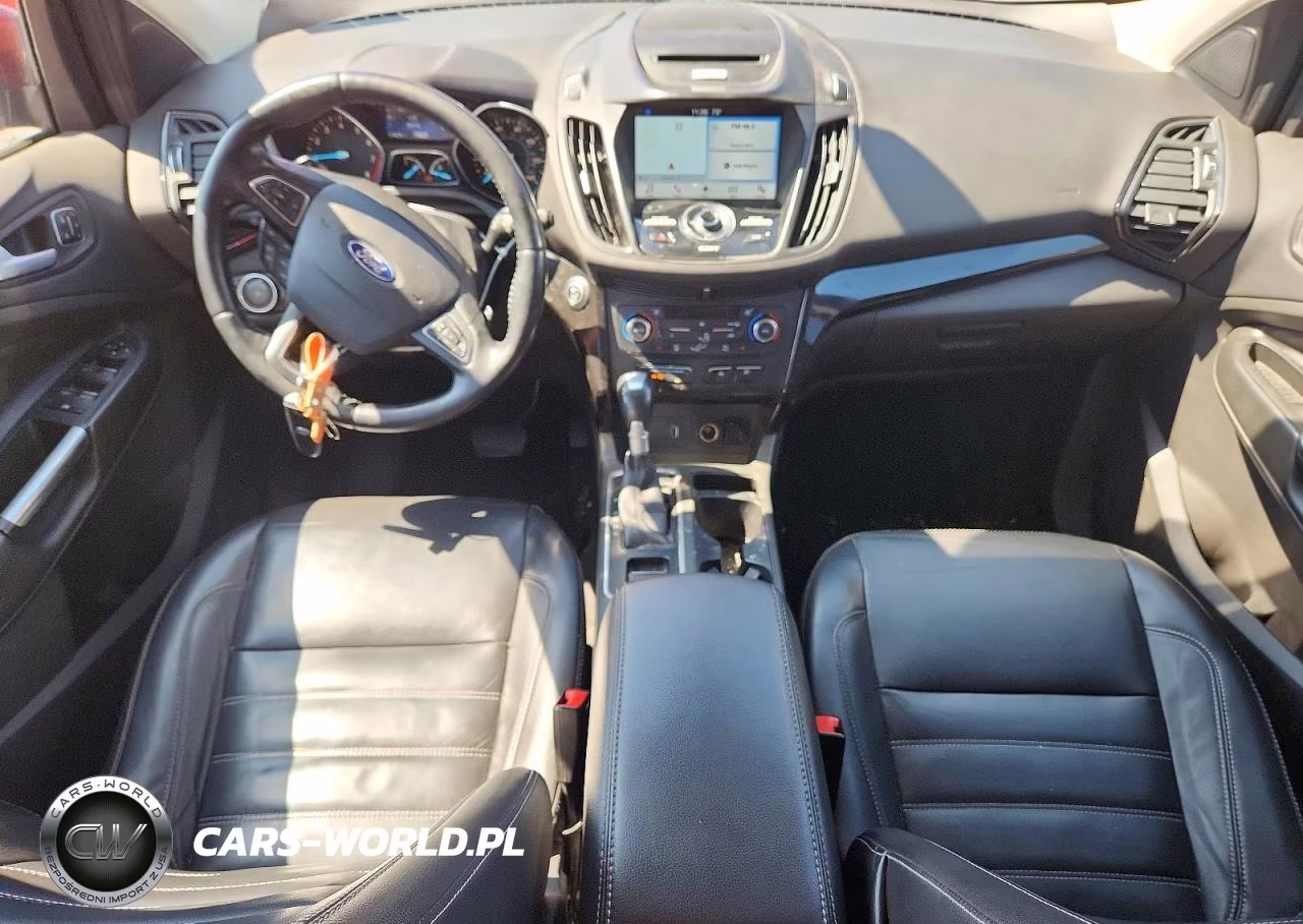 2017 Ford Escape Titanium VIN:1FMCU9JD2HUC30758 - 8