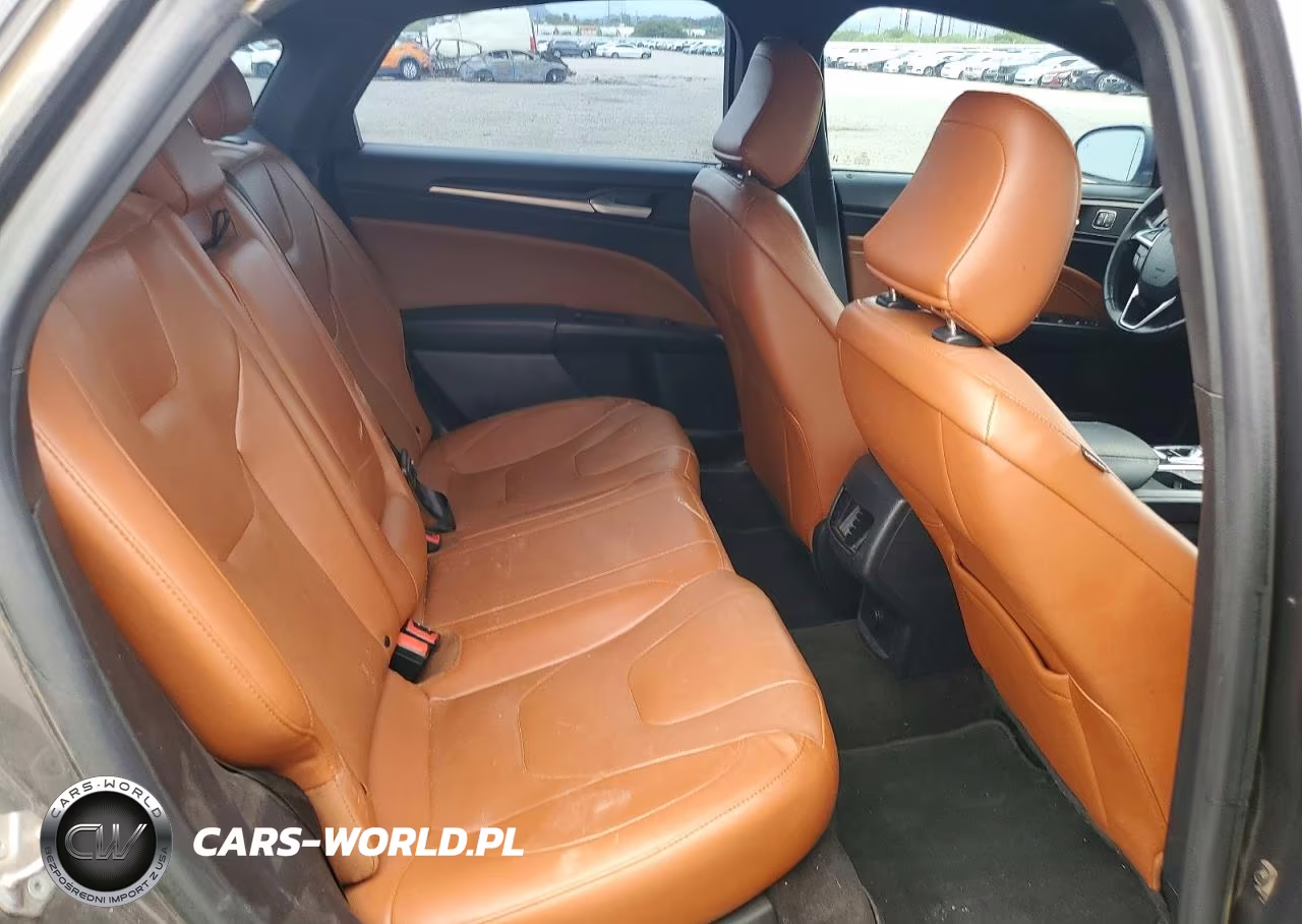 2020 Ford Fusion Titanium VIN:3FA6P0K97LR138680 - 10