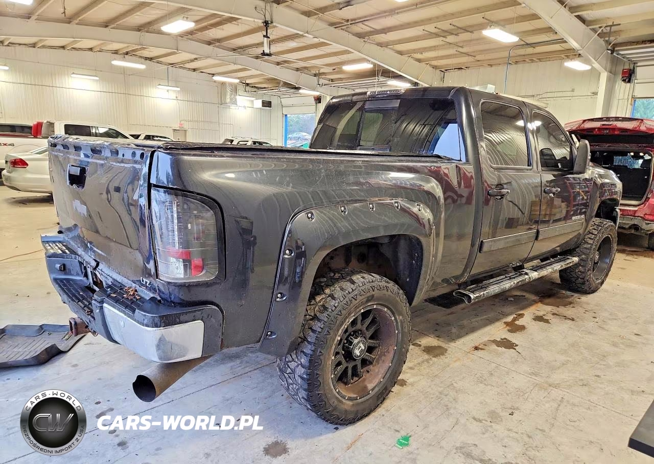 2010 Chevrolet Silverado 2500Hd Ltz VIN:1GC4KYB62AF130257 - 3