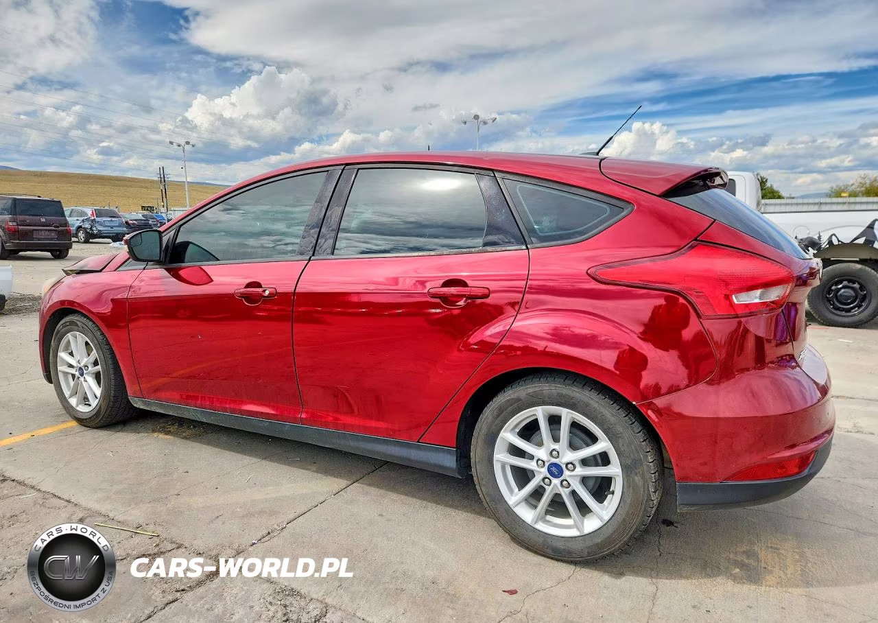 2016 Ford Focus Se VIN:1FADP3K24GL383629 - 2