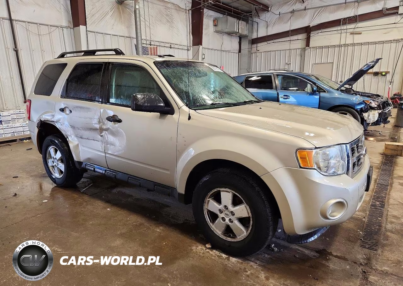 2010 Ford Escape Xlt VIN:1FMCU9D76AKA86347 - 4