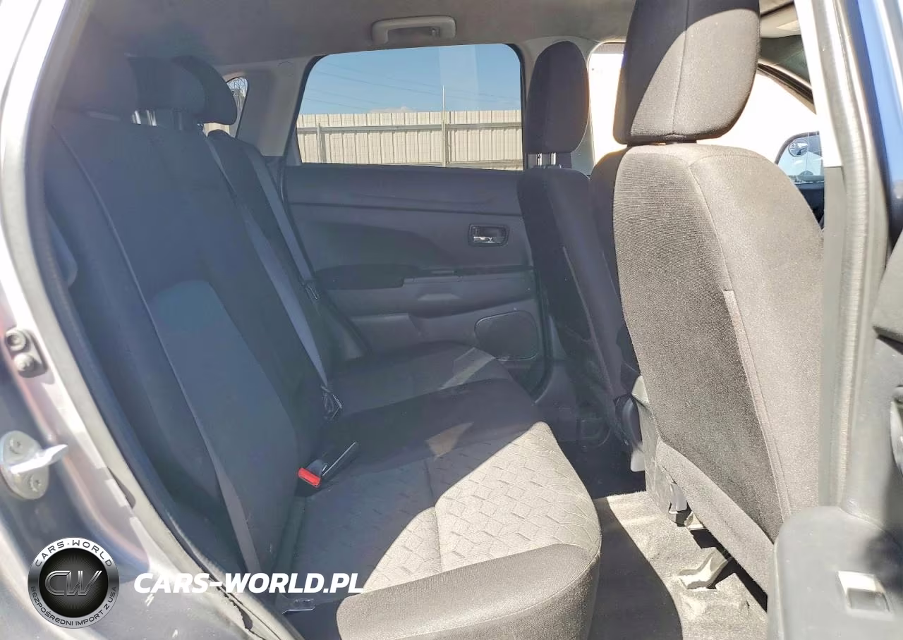 2020 Mitsubishi Outlander Sport Es VIN:JA4AP3AU3LU003551 - 11