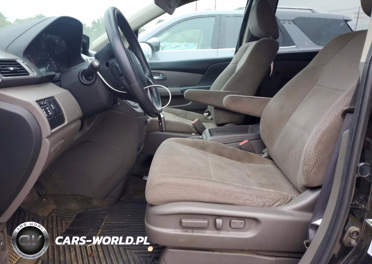 2017 Honda Odyssey Se VIN:5FNRL5H36HB006196 - 7