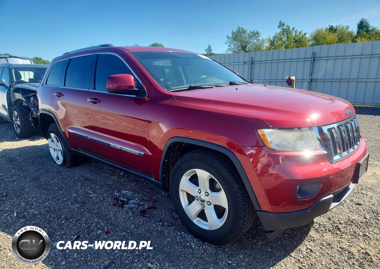 2012 Jeep Grand Cherokee Laredo VIN:1C4RJFAG2CC316392 - 4