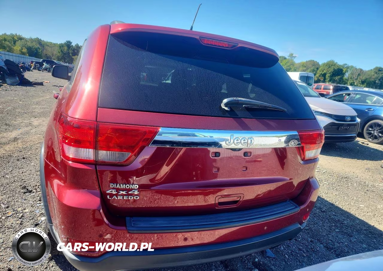 2012 Jeep Grand Cherokee Laredo VIN:1C4RJFAG2CC316392 - 6