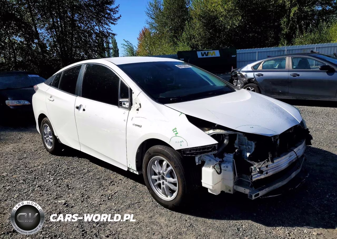 2018 Toyota Prius Three VIN:JTDKARFU3J3059967 - 4