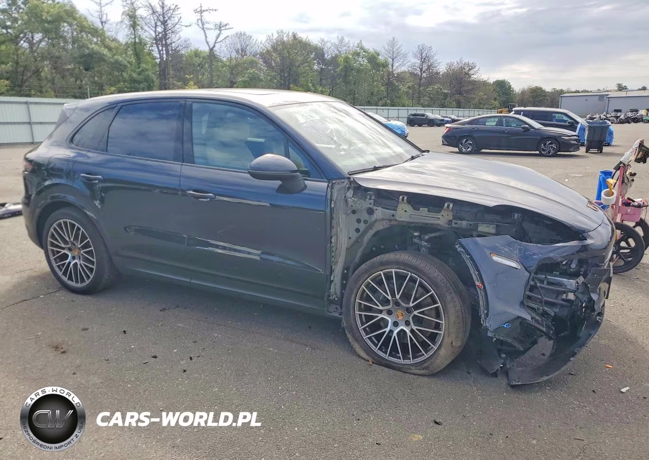 2022 Porsche Cayenne VIN:WP1AA2AY1NDA06311 - 4