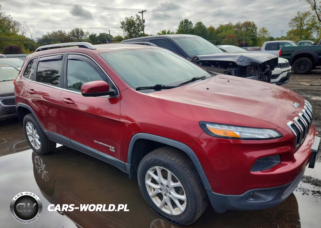 2014 Jeep Cherokee Latitude VIN:1C4PJMCS8EW120164 - 4