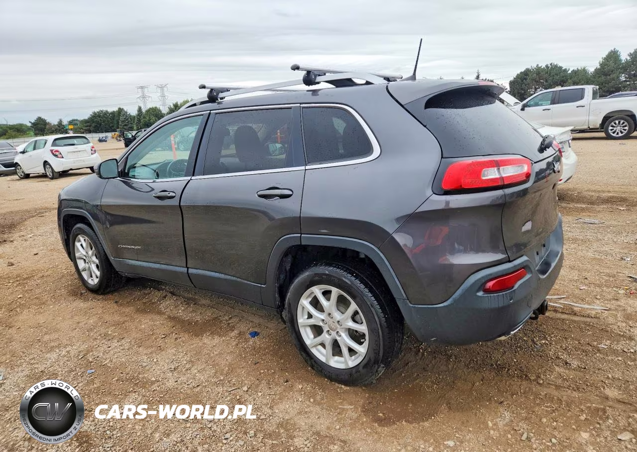 2016 Jeep Cherokee Latitude VIN:1C4PJLCS7GW275270 - 2