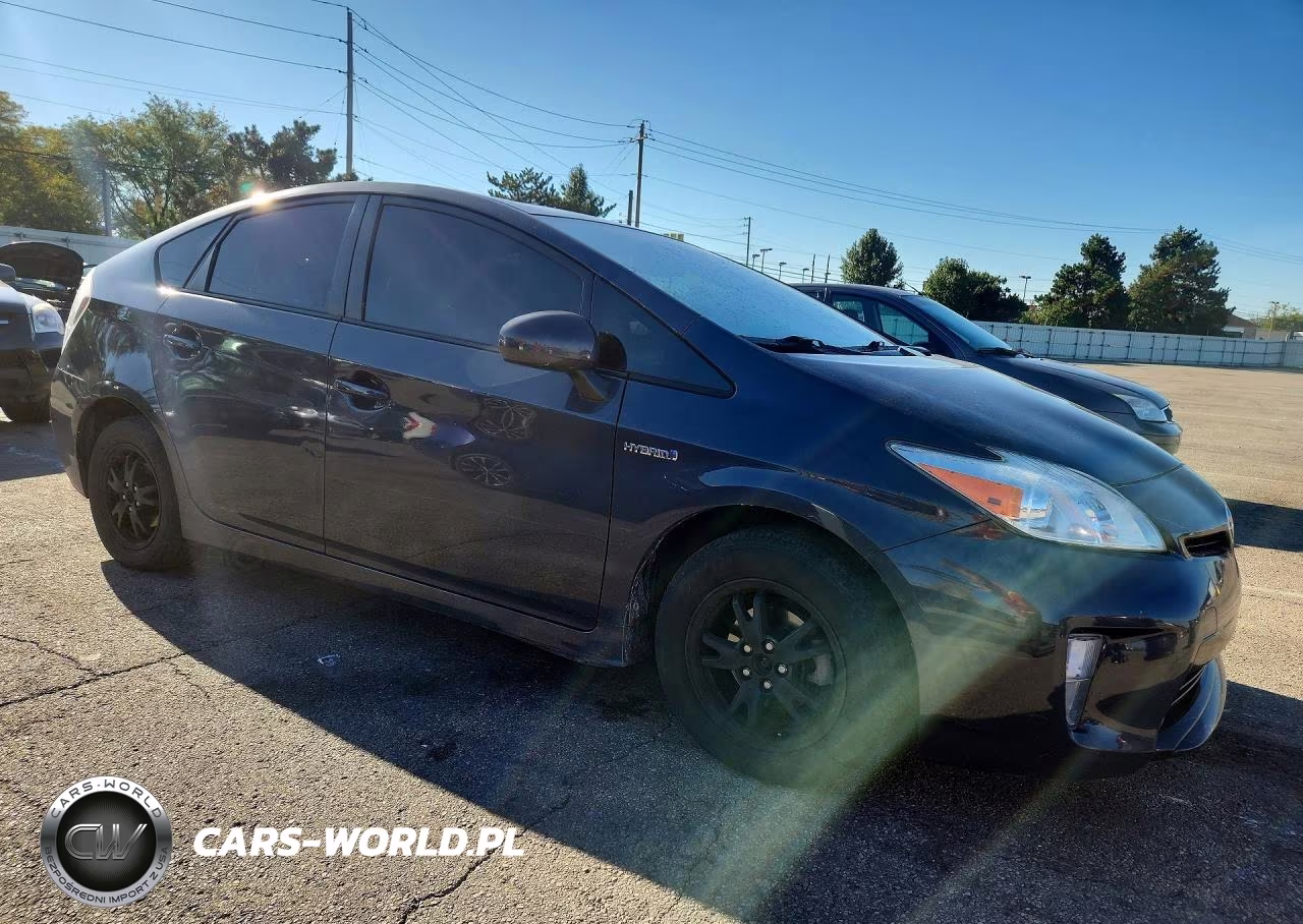 2012 Toyota Prius Two VIN:JTDKN3DU1C5418759 - 4